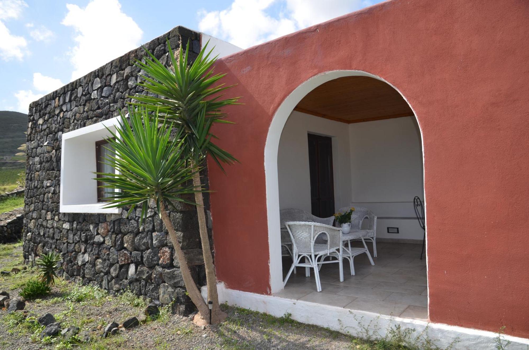 I dammusi di Ina Villa Pantelleria Bagian luar foto